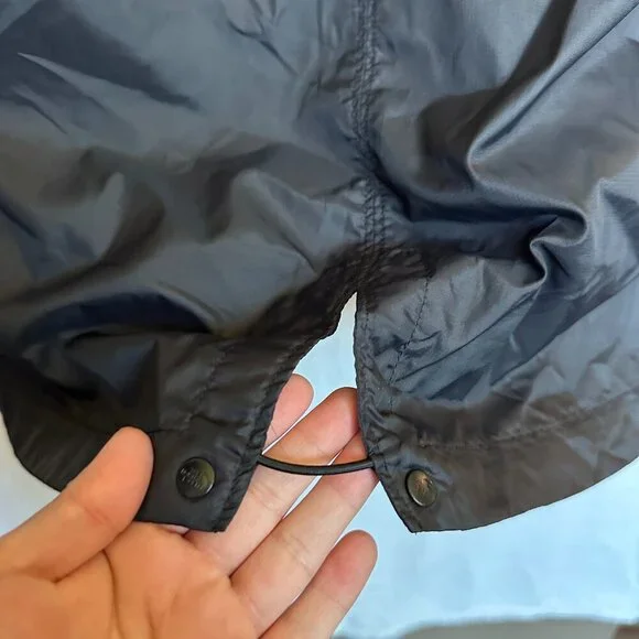 North Face Rissy Light Weight Windbreaker Jacket - Picture 8 of 9
